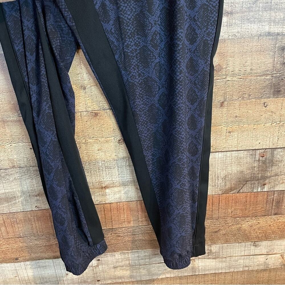 Athleta Brooklyn Jogger Pants Blue Python Snake P… - image 4